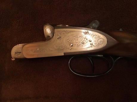 Vendo escopeta paralela UGARTECHEA 75, modelo de pletinas largas verdaderas,grabados finos tipo ingles, 00