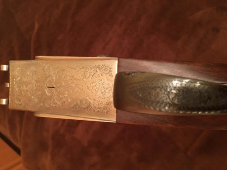 Vendo escopeta paralela UGARTECHEA 75, modelo de pletinas largas verdaderas,grabados finos tipo ingles, 20