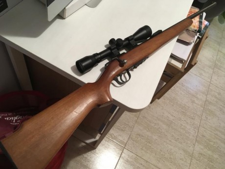 Vendo estupenda carabina ONENA 500 del 22 Lr
Como se puede ver en las fotos, está en un estado excelente, 02