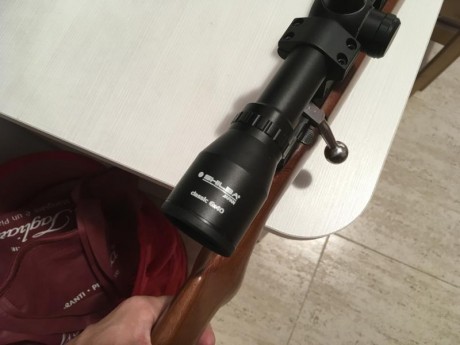 Vendo estupenda carabina ONENA 500 del 22 Lr
Como se puede ver en las fotos, está en un estado excelente, 01