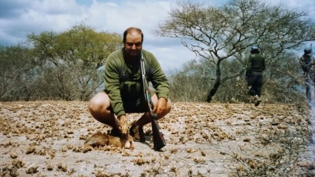 Hola, primero decir que mi desconocimiento sobre los animales africanos es total y absoluto y mi interés 101