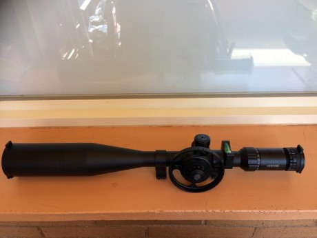 VENDO dos visores HAWKE de 8x32x56 de este año 2017. ( de JUNIO 2017). Los vendo por comprar dos LEUPOLD 22
