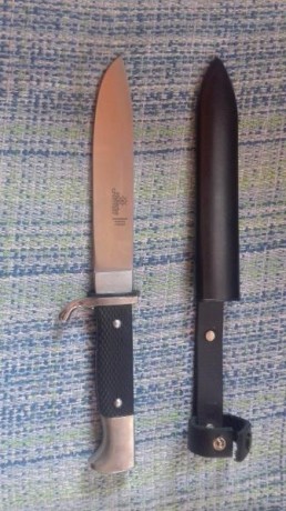 Se vende cuchillo Hubertus de la fábrica de Solingen ,Alemania, replica exactaJuventudes Hitlerianas, 00