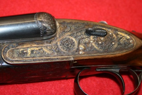 Vendo pareja de Pedro Arrizabalaga especial Monogatillo grabados Purdey con 4 juegos de cañones con apertura 31