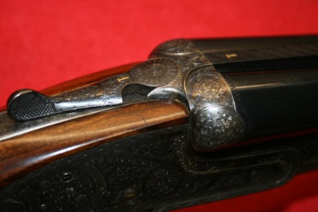 Vendo pareja de Pedro Arrizabalaga especial Monogatillo grabados Purdey con 4 juegos de cañones con apertura 41