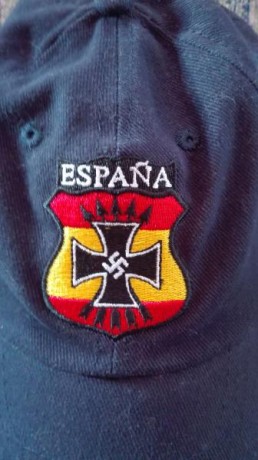 Se vende gorra de la División Azul nueva , adquirida en la Hermandad de la División Azul en Madrid, bordado 00