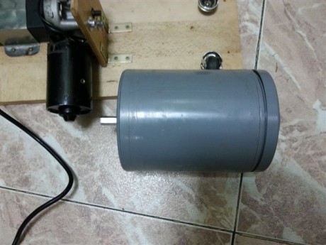 muy buenas estoy buscando un tumbler bueno.. mas que capacidad busco que no suene mucho..y que deje bien 92