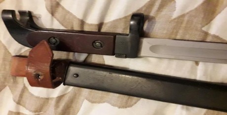   CAMBIADAS  

Cambio/vendo estas 2 bayonetas
En la foto que salen las 2:
la de abajo, uno de los primeros 20
