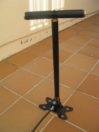 ****** BOMBA VENDIDA *******
****** BOMBA VENDIDA *******
****** BOMBA VENDIDA *******

Hola
Pues como 01