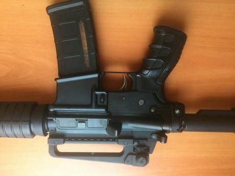 Muchos se preguntan como escoger un buen AR15, y como saber si el modelo escogido cumple nuestras expectativas, 70