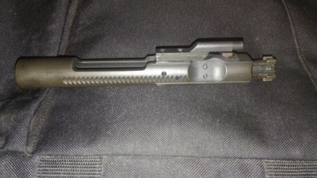 Vendo Astra Stg 4 Carbine cal .222 de 14.5" de cañón. Viene con lo siguiente: 3 cargadores de 30 10