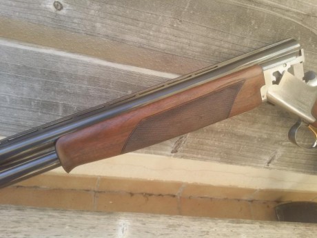 Browning 425 caza practicamente nueva. 71 cms de cañon con recamaras 18'5.  y culata sin cortar. Toda 01