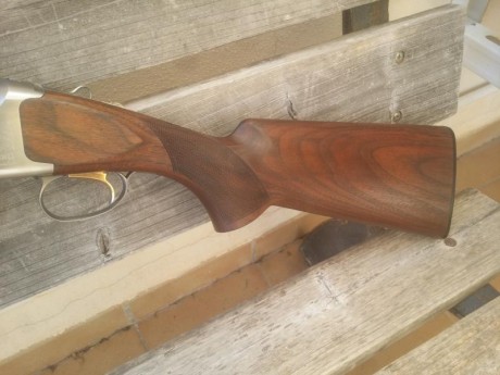 Browning 425 caza practicamente nueva. 71 cms de cañon con recamaras 18'5.  y culata sin cortar. Toda 00