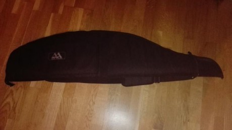 Vendo funda para carabiana con visor grande de la marca air arms en 40€
Y maleta rigida para carabina 02