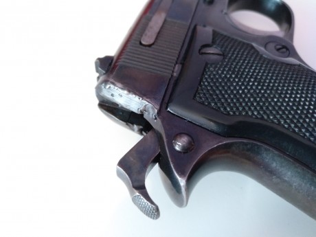 Hola.
Por otro proyecto vendo mi querida pistola Star S de la Policía Armada (por supuesto inutilizada) 10