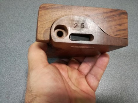 Vendo cacha para zurdo, talla M, para Steyr LP5
Creo que vale también para LP50.
La cacha está en Zaragoza.
100€ 00