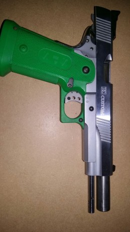 Un compañero me pide que ponga su arma en venta en este foro, se trata de una SPS del 9 con cañon Bull, 02