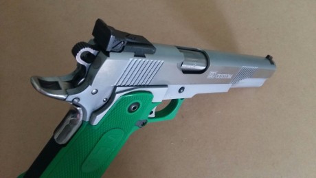 Un compañero me pide que ponga su arma en venta en este foro, se trata de una SPS del 9 con cañon Bull, 01