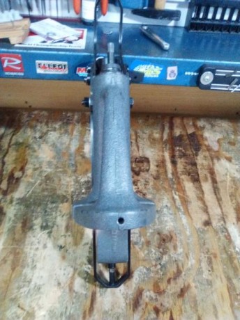 Buenas.
Os pongo unas fotos de la placa que me he fabricado para calentar una recalibradora RCBS.
Es similar 130