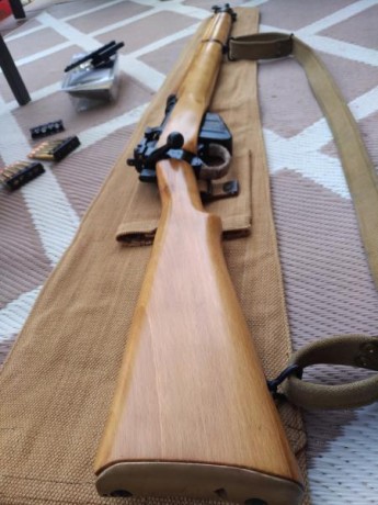 Hola a todos.
Vendo un Enfield 4MK2 fabricado en 54,55.
Está como recién salido de fábrica.
El estado 12