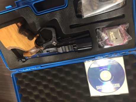 Buenos días, vendo mis dos armas cortas, las dos se encuentran depositadas en la armería Ibergrips (valladolid) 10