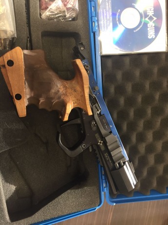 Buenos días, vendo mis dos armas cortas, las dos se encuentran depositadas en la armería Ibergrips (valladolid) 11