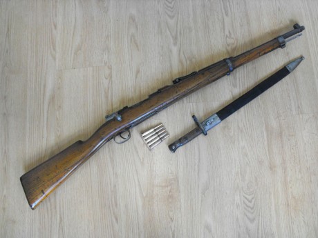 Buenas tardes. Necesitaria vuestra ayuda para identificar una bayoneta. YO creo que es una mauser 1893 10