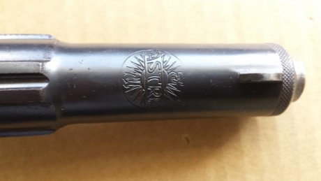 Vendo Astra 400 en calibre 9 Largo. En perfecto estado de tiro y conservación, guiada con licencia de 01