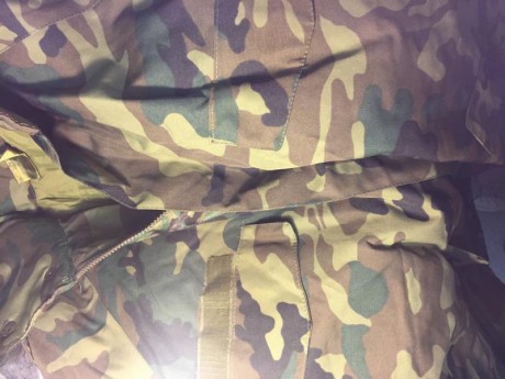 SE vende chaquetón nuevo del ejercito español talla 2 25 euros
Uno vendido, solo queda uno mas 00
