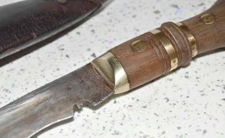 Kukri.Cuchillo Gurka.

Antiguo cuchillo de la India o Kukri, tambien llamado Gurka, creo que es el modelo 02