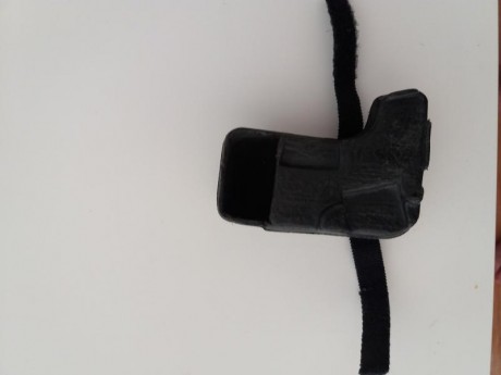 Vendo un cargador de Walther gsp 32 Cargadores 50 euros. Lo demás esta vendido. 01