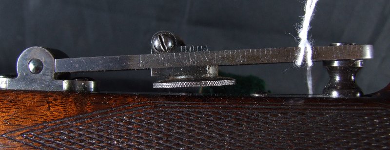 Bueno, otra bateria de fotos para que os fijeis en como hay que hacer un estuche para un rifle . . . 42