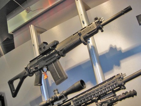 Pues eso,cual seria el arma de vuestros sueños si nuestras leyes y restricciones no fueran tan absurdas 11