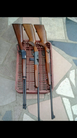 Buenos días,
Un amigo ha heredado una carabina Anschutz calibre 22 y no sabemos qué modelo es, bueno la 00