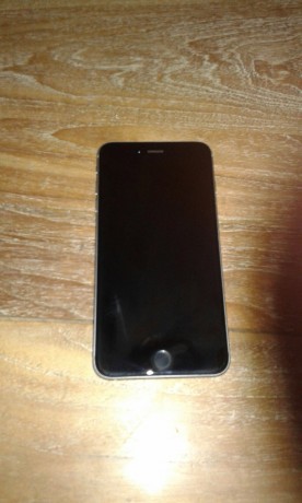 Pues eso, cambió iPhone 6 Plus con pantalla de 5'5" y 16 gigas de memoria por pistola del 32 en buen 01