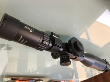 Vendo en estado impoluto visor Bering 4-14x44. El tipo de retícula mil dot de este visor lo tenéis visible 02