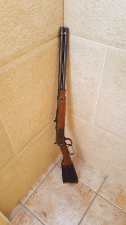 Hola foreros, un compañero del campo de tiro pone a la venta su palanquero Rossi en calibre 44 rem mag...
El 00