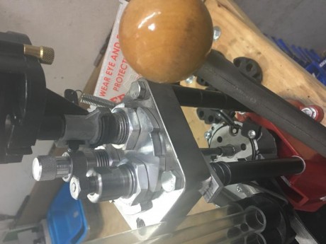   Vendo prensa Lee Pro 1000 con dais 9mm y  con repuestos
  
  Retirada de la venta
     
   Salu2 11