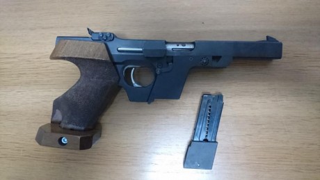 Hola vendo conjunto de Walther Gsp, pistola del 32+ kit del 22 guiada en F, con su maletin original, un 01