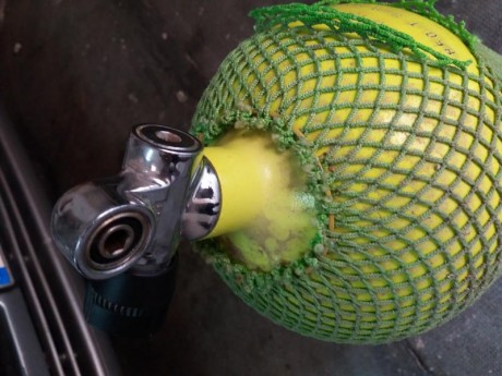 - Vendo scuba de 19L y 300Bar, no se utiliza y no está retimbrada, se vende tal cual sale en la foto, 02