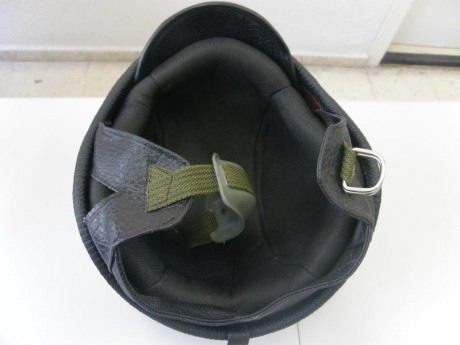 Vendo este antiguo casco militar de finales de los años 70 principios de los 80. Muy pocas unidades fabricadas.
Está 02