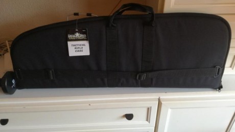 VENDIDA

Tengo esta funda nueva sin estrenar para carabinas bullpup
yo uso una en mi Edgun Matador con 00