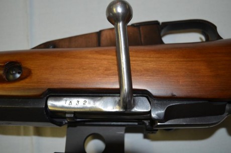 Vento el mosin con todos sus numeros coincidentes su visor original y su bayoneta tambien con su numero
Esta 12