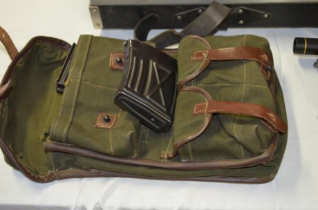 vendo dragunov con todo su equipamiento : portacargadores  con la baqueta , 3 cargadores de 10 tiros y 01