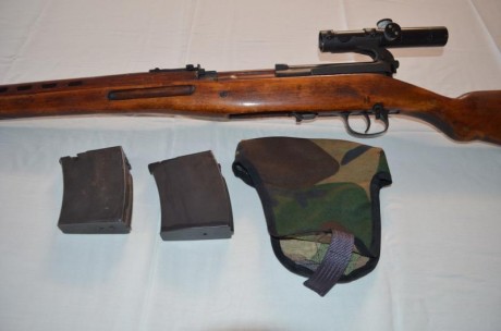 Vendo tokarev en 762x54R con su visor original de los pocos que hay y con su funda  y en su maleta  correspondiente 11