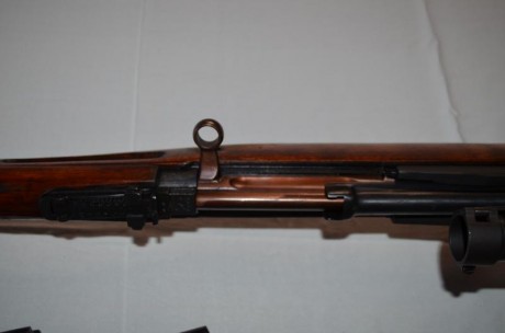 Vendo tokarev en 762x54R con su visor original de los pocos que hay y con su funda  y en su maleta  correspondiente 10