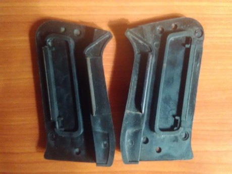 Hola a todos, vendo un juego de cachas originales de pistola Star, modelo 30M y otro juego original (más 11