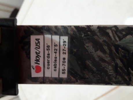 Vendo arco hoyt raptor diestro, apertura regulable de 27 a 29 y de 55 a 70 on. Muy potente listo para 12