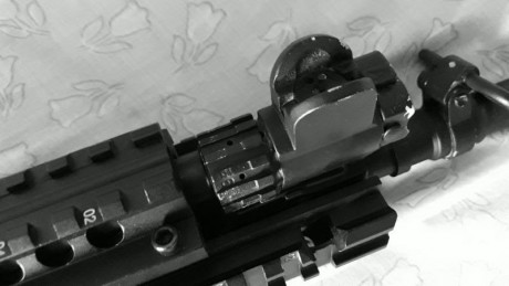 Vendo STG 58 CAL. 307 en buen estado, carril weaver para visor  ,cargador de 10 y de 20 , guardamanos 01