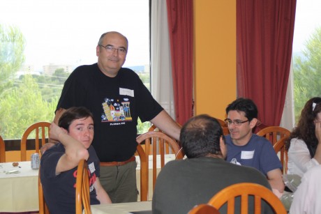 Estimados usuarios, 

A continuación paso a dar más detalles sobre la Reunión de armas.es en Valencia 40